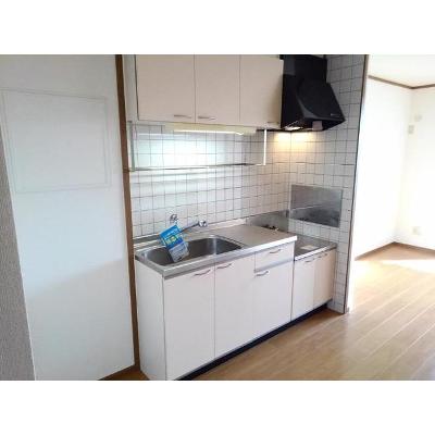 サザンウィンド　ＰａｒｔⅥ 203【管理NO：1-011204501-02030】 ★家具家電は申し込み後に搬入します 2026年07月中旬入居可能の物件写真3