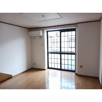 グリーンパークＭ 201【管理NO：1-010733701-02010】 ★家具家電は申し込み後に搬入しますの物件写真2