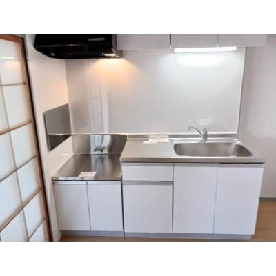 サザンウインドパートⅢ 202【管理NO：1-002336901-02020】 ★家具家電は申し込み後に搬入します 2026年08月上旬入居可能の物件写真3