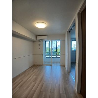 クレストⅡ 202【管理NO：1-028306902-02020】 ★家具家電は申し込み後に搬入しますの物件写真2