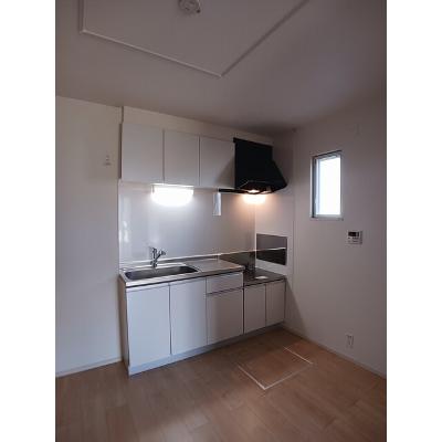 イズミ・ハイツ 105【管理NO：1-021370401-01050】 ★家具家電は申し込み後に搬入しますの物件写真3