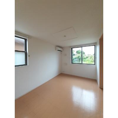 ソレイユベルⅢ 101【管理NO：1-017384902-01010】 2026年07月中旬入居可能の物件写真2