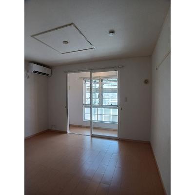 メゾン　シューネⅡ 103【管理NO：1-015778302-01030】 ★家具家電は申し込み後に搬入しますの物件写真2
