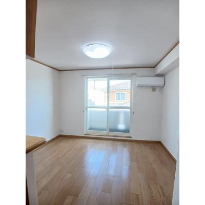 エルフィン 201【管理NO：1-013592201-02010】 ★家具家電は申し込み後に搬入しますの物件写真2