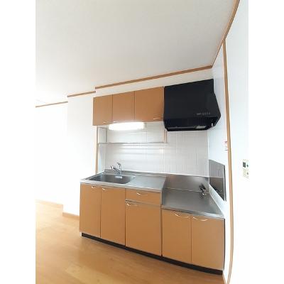 ウィステリアⅠ 202【管理NO：1-012062001-02020】 ★家具家電は申し込み後に搬入しますの物件写真3