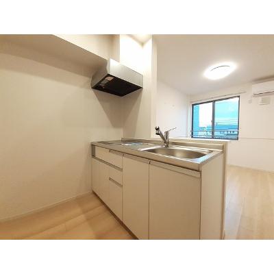 リヴァフォース 203【管理NO：1-027452101-02030】 ★家具家電は申し込み後に搬入します 2026年08月上旬入居可能の物件写真3