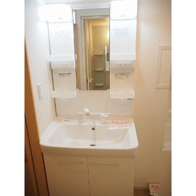 apartment 富山県魚津市青島１０７０－３ 

↓地図はこちらから