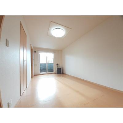フィールドＳＫ 103【管理NO：1-016066701-01030】 ★家具家電は申し込み後に搬入します★の物件写真2