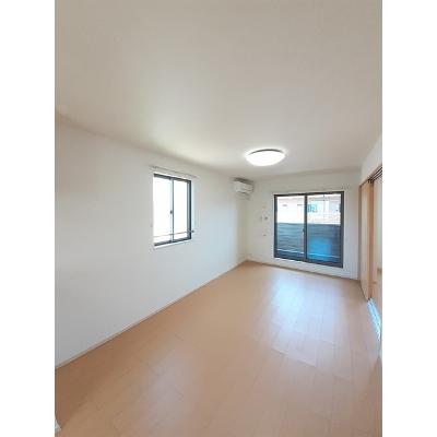 フェリーチェ太田 301【管理NO：1-020338901-03010】 ★家具家電は申し込み後に搬入します 2026年08月下旬入居可能の物件写真2