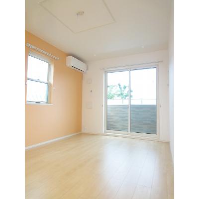 アプローズＡ 101【管理NO：1-021676001-01010】 ★家具家電は申し込み後に搬入します★の物件写真2