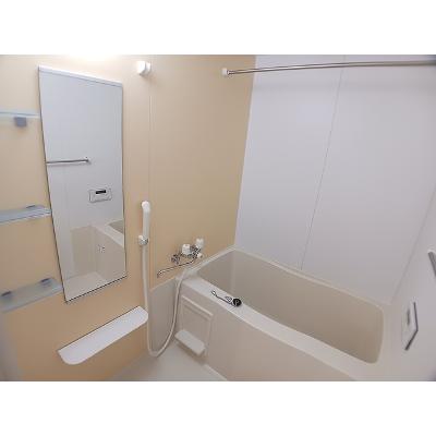サンリットガーデン壱番館 103【管理NO：1-017893901-01030】 ★家具家電は申し込み後に搬入します★の物件写真4
