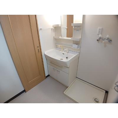 サニーイーストＢ 302【管理NO：1-014012701-03020】 ★家具家電は申し込み後に搬入します★ ★2026年08月下旬入居可能★の物件写真6