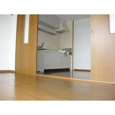 パルコートｓ 203【管理NO：1-007200101-02030】 2026年08月中旬入居可能の物件写真2