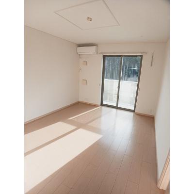 ソレアードⅤ 202【管理NO：1-016658601-02020】 ★家具家電は申し込み後に搬入します 2026年07月下旬入居可能の物件写真2