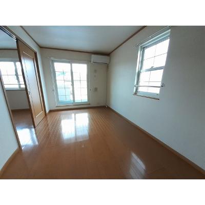 サン・アベニューＣ 203【管理NO：1-012703001-02030】 ★家具家電は申し込み後に搬入します 2026年07月中旬入居可能の物件写真2