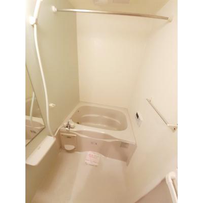 セレーノ 103【管理NO：1-019279401-01030】 ★家具家電は申し込み後に搬入します★の物件写真4
