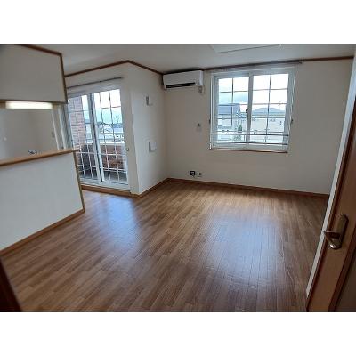 プラシード緑ヶ丘 202【管理NO：1-012009301-02020】 ★家具家電は申し込み後に搬入します★の物件写真2