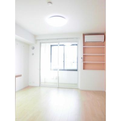サイド　ツー 102【管理NO：1-025502201-01020】 ★家具家電は申し込み後に搬入します★の物件写真2