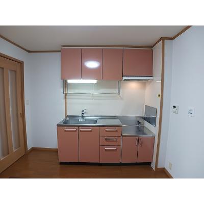リトル　マーシュ　Ⅱ 102【管理NO：1-012858002-01020】 ★家具家電は申し込み後に搬入します★の物件写真3