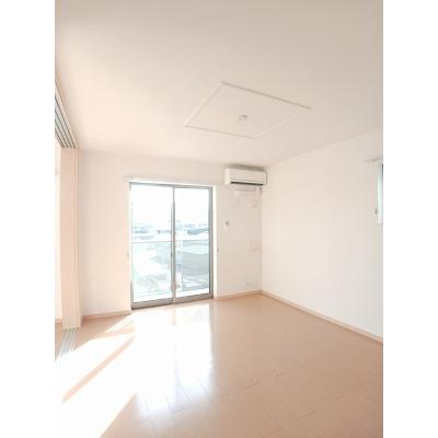 サンブリーゼ東山Ｅ 202【管理NO：1-020105601-02020】 ★家具家電は申し込み後に搬入します 2026年08月中旬入居可能の物件写真2