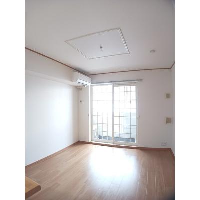 ブライトサンライズＤ 102【管理NO：1-013194802-01020】 ★家具家電は申し込み後に搬入します 2026年08月上旬入居可能の物件写真2