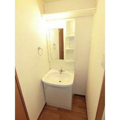 スカイヒルズ 101【管理NO：1-099219001-01010】 ★家具家電は申し込み後に搬入しますの物件写真6
