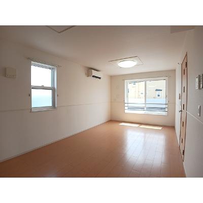 コリーヌⅠ 103【管理NO：1-020072701-01030】 ★家具家電は申し込み後に搬入しますの物件写真2