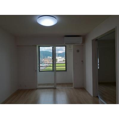 リリィティア 204【管理NO：1-026129702-02040】 ★家具家電は申し込み後に搬入します 2026年07月中旬入居可能の物件写真2