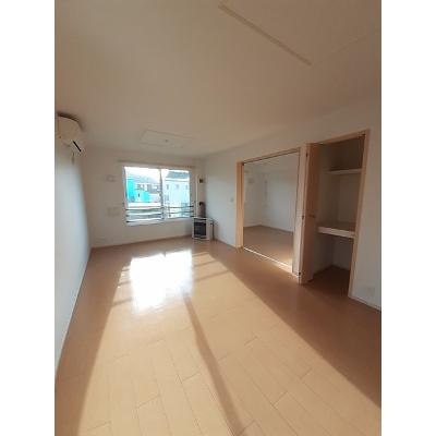ボナール 101【管理NO：1-018561301-01010】 ★家具家電は申し込み後に搬入します★ ★2026年09月下旬入居可能★の物件写真2