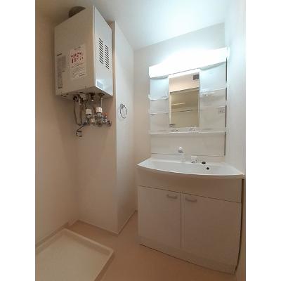 ボナール 101【管理NO：1-018561301-01010】 ★家具家電は申し込み後に搬入します★ ★2026年09月下旬入居可能★の物件写真6