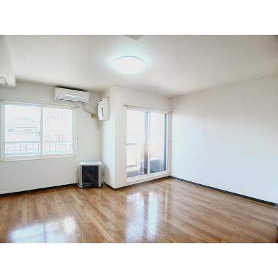 ジェルメ日乃出町 204【管理NO：1-012426901-02040】 ★家具家電は申し込み後に搬入しますの物件写真2
