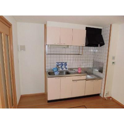 フローラルⅠ 101【管理NO：1-012322601-01010】 ★家具家電は申し込み後に搬入します★の物件写真3