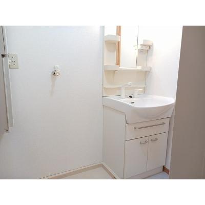 フルハムロード 103【管理NO：1-013025601-01030】 ★家具家電は申し込み後に搬入します★の物件写真6