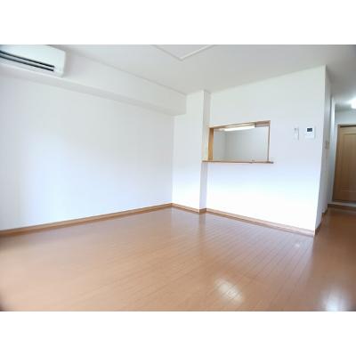 ディアコート川崎 202【管理NO：1-013778101-02020】 ★家具家電は申し込み後に搬入します★の物件写真2