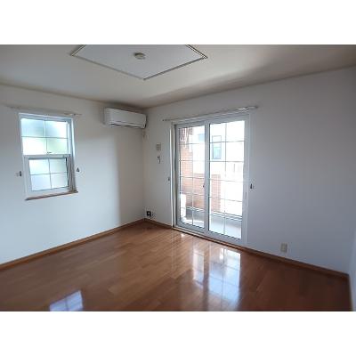 フォレストヴィラ 114【管理NO：1-013986901-01040】 ★家具家電は申し込み後に搬入します★の物件写真2