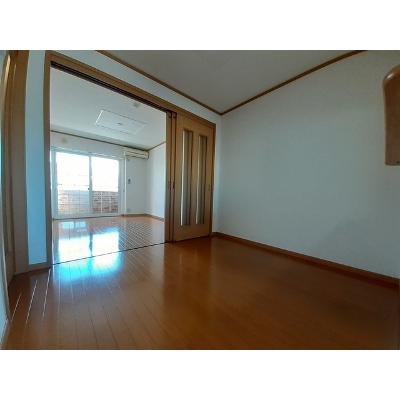 プラシード緑ヶ丘 104【管理NO：1-012009301-01040】 ★家具家電は申し込み後に搬入します★の物件写真2