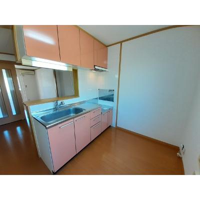プラシード緑ヶ丘 104【管理NO：1-012009301-01040】 ★家具家電は申し込み後に搬入します★の物件写真3