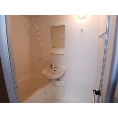 陽々館 203【管理NO：1-007960101-02030】 ★家具家電は申し込み後に搬入します★ ★2026年08月下旬入居可能★の物件写真4