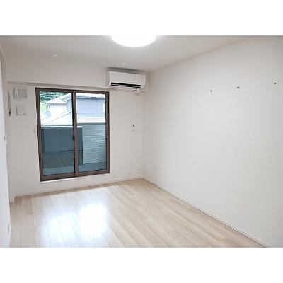 ユイナス 201【管理NO：1-026073801-02010】 ★家具家電は申し込み後に搬入します★の物件写真2