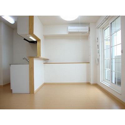 サイサリス 203【管理NO：1-014802001-02030】 ★家具家電は申し込み後に搬入します 2026年08月中旬入居可能の物件写真2