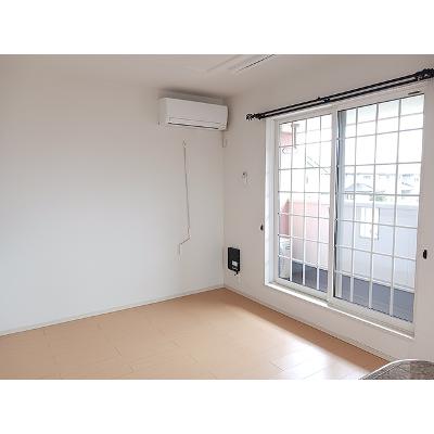 アン・ボヌールＡ 201【管理NO：1-018179201-02010】 ★家具家電は申し込み後に搬入しますの物件写真2