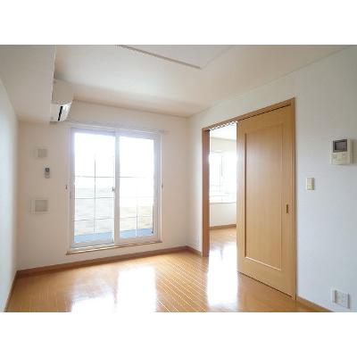 サン・ガーデン 202【管理NO：1-013779601-02020】 ★家具家電は申し込み後に搬入します 2026年09月上旬入居可能の物件写真2