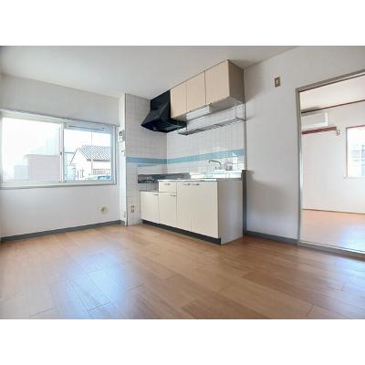 ロイヤルパレス恩田 102【管理NO：1-003135701-01020】 ★家具家電は申し込み後に搬入します★の物件写真2