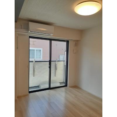 カレント 101【管理NO：1-026707101-01010】 ★家具家電は申し込み後に搬入します 2026年08月下旬入居可能の物件写真2
