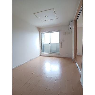 スカイメゾン 202【管理NO：1-017956501-02020】 ★家具家電は申し込み後に搬入します 2026年07月上旬入居可能の物件写真2