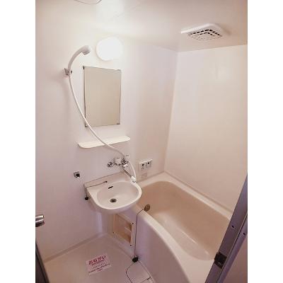 エルディム中島 205【管理NO：1-001492901-02050】 ★家具家電は申し込み後に搬入します★の物件写真4