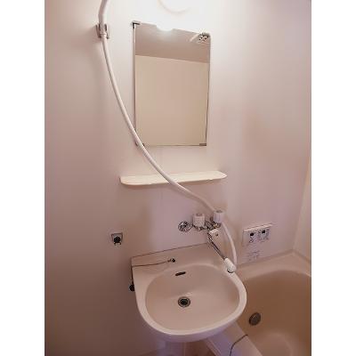 エルディム中島 205【管理NO：1-001492901-02050】 ★家具家電は申し込み後に搬入します★の物件写真6
