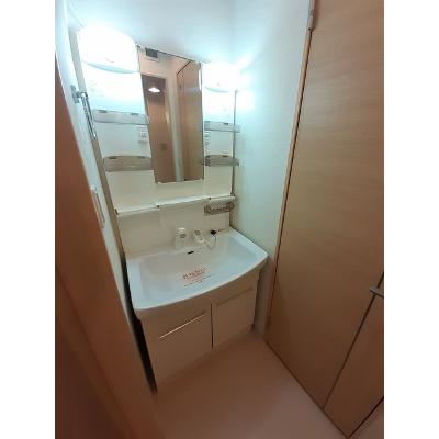 レグジー　Ⅰ 103【管理NO：1-019055501-01030】 ★家具家電は申し込み後に搬入しますの物件写真6