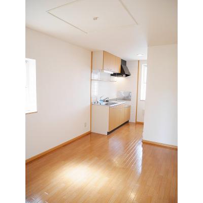 サンパティークⅡ 203【管理NO：1-012213001-02030】 ★家具家電は申し込み後に搬入します 2026年08月上旬入居可能の物件写真2