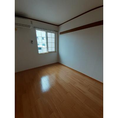 プレリュード 103【管理NO：1-009546001-01030】 ★家具家電は申し込み後に搬入します 2026年08月中旬入居可能の物件写真2